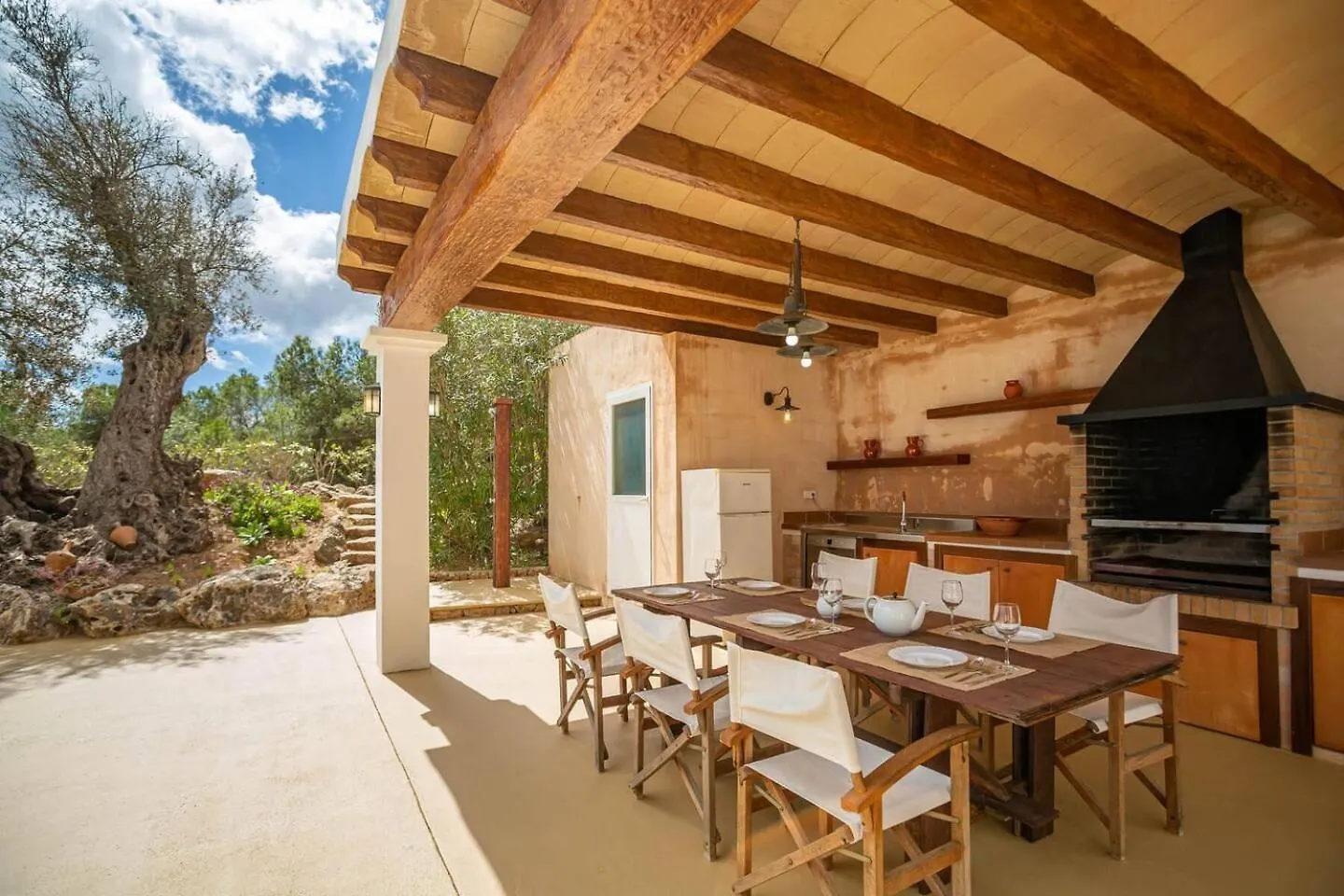 Walk To Unvrs & Amnesia - 4Br Finca - Private Pool & Forest San Antonio (Ibiza)