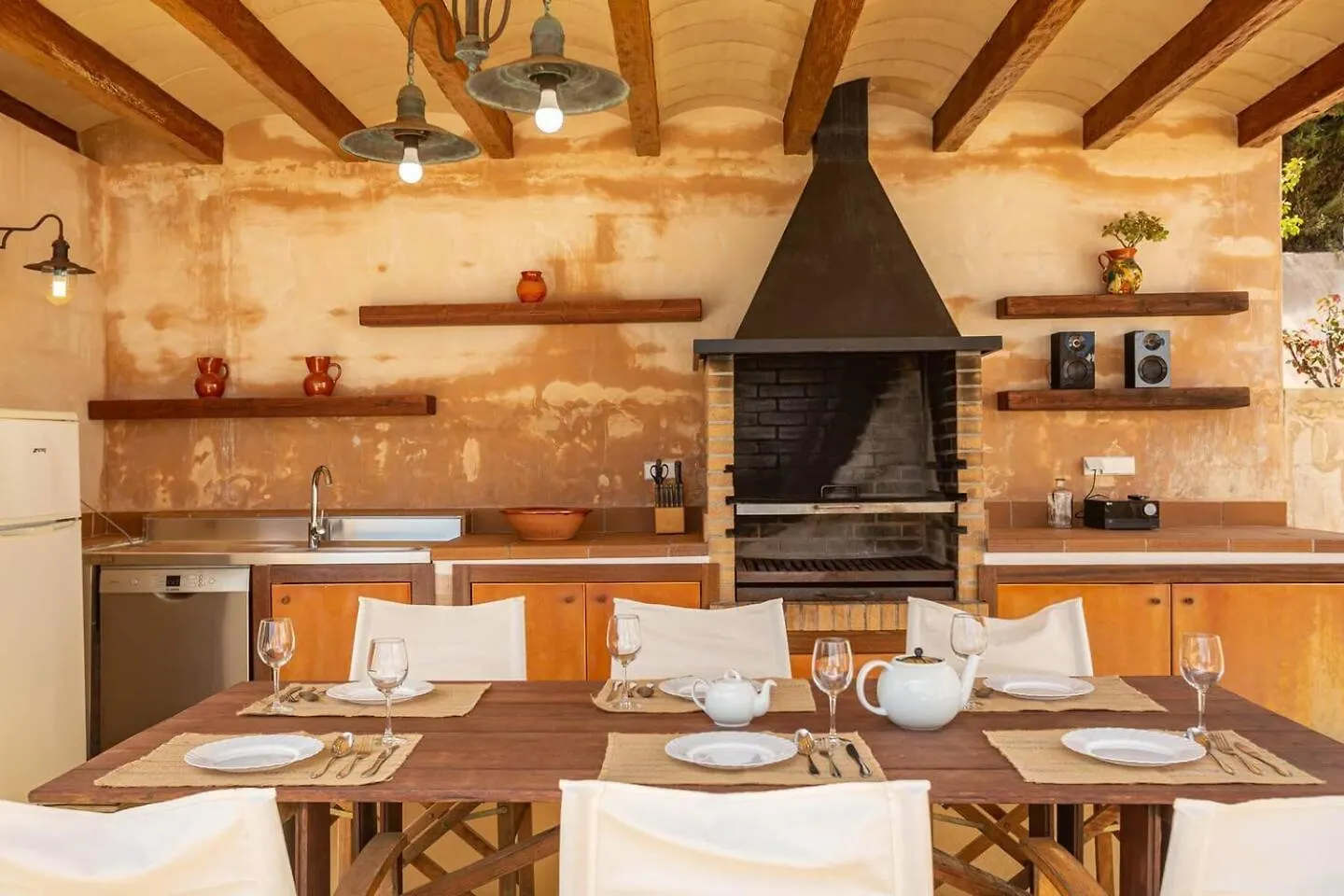 Walk To Unvrs & Amnesia - 4Br Finca - Private Pool & Forest Villa San Antonio (Ibiza)
